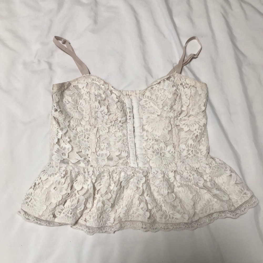 Talula tank top from Aritzia in white. Medium.